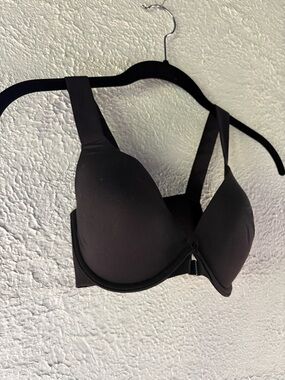 SPANX Black Front-Close Smooth T-Shirt Bra
